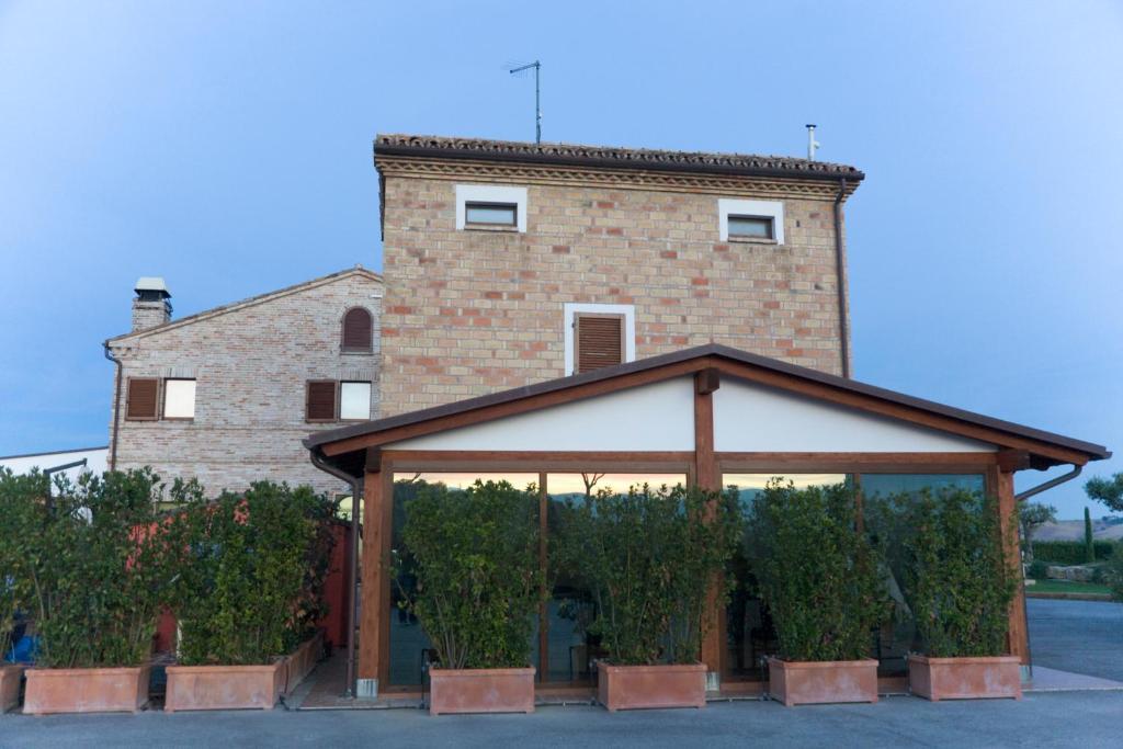 Osteria Dei Segreti Guest House Appignano  ภายนอก รูปภาพ